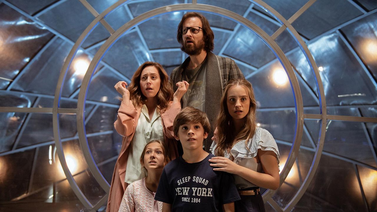 Los Rodríguez y el más allá : Foto Mariana Treviño, Edu Soto, Geraldine Chaplin