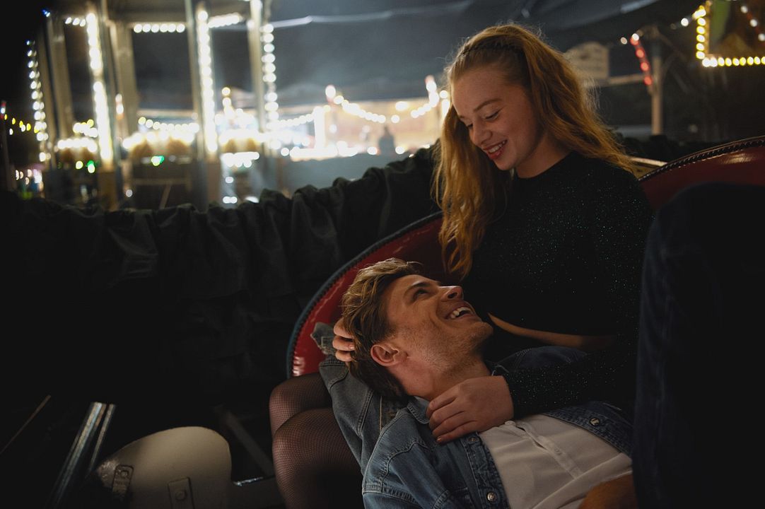 Close to the Horizon : Foto