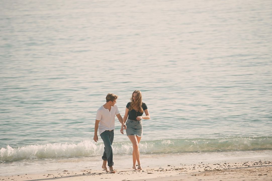 Close to the Horizon : Foto