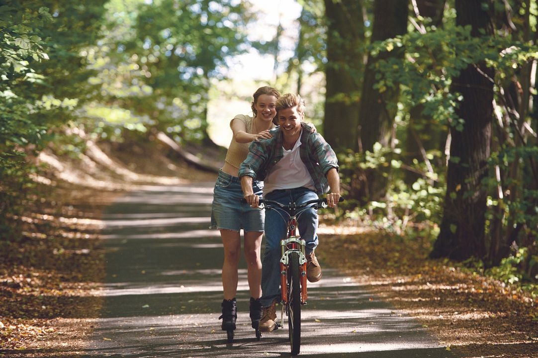 Close to the Horizon : Foto