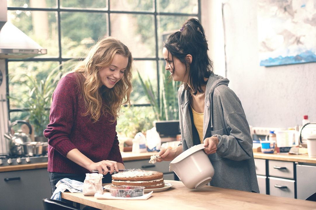 Close to the Horizon : Foto