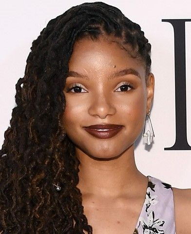 Póster Halle Bailey