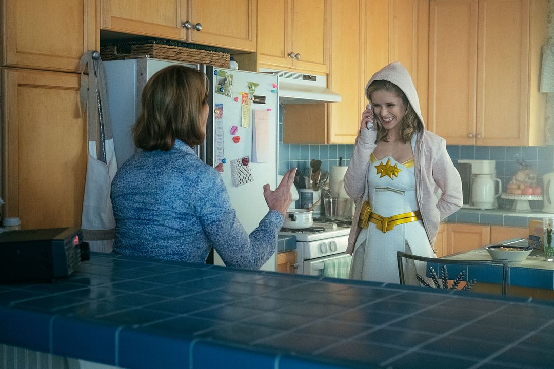 The Boys : Foto Erin Moriarty, Dominique McElligott