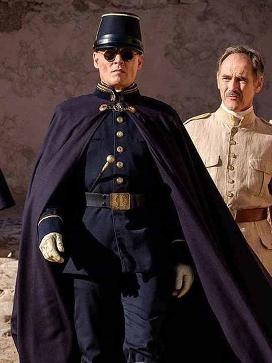 Esperando a los Bárbaros : Póster