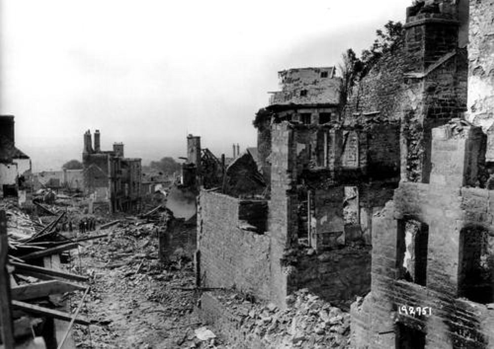 The painted bird : Foto