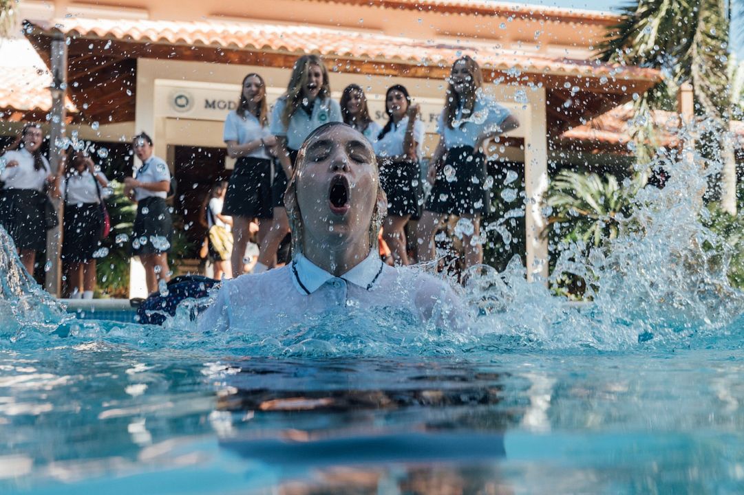 Terror a 47 metros: El segundo ataque : Foto Sophie Nélisse, Brec Bassinger