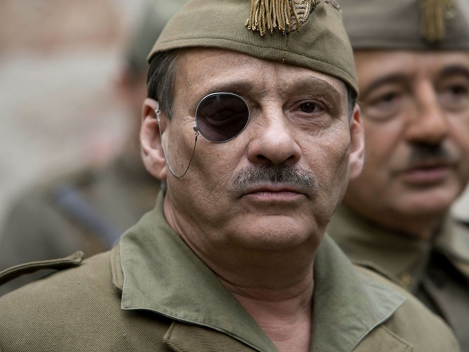 Mientras dure la guerra : Foto Santi Prego, Eduard Fernández