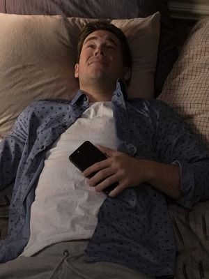 Jexi: un celular sin filtro : Póster