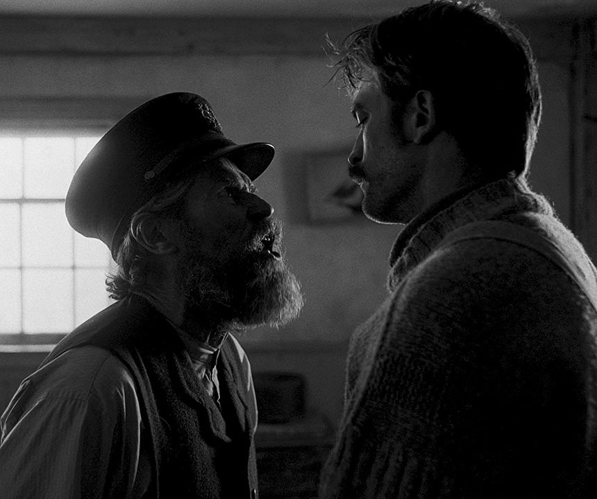 El faro : Foto Willem Dafoe, Robert Pattinson