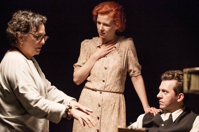 Who Will Write Our History : Foto