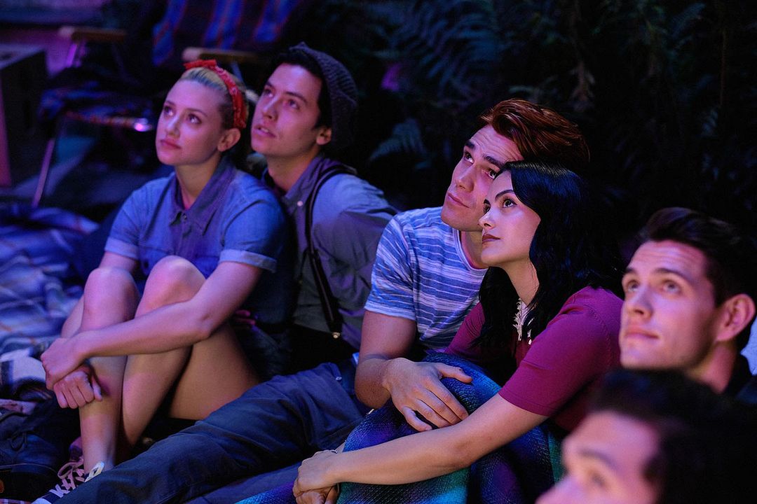 Riverdale : Foto Camila Mendes, Cole Sprouse, Lili Reinhart, K.J. Apa