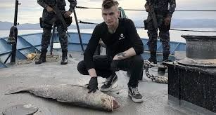 SOS: Mar de Sombras : Foto