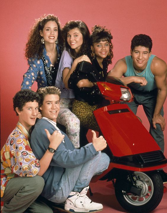 Foto Elizabeth Berkley, Mark-Paul Gosselaar, Tiffani Thiessen, Dustin Diamond, Mario López