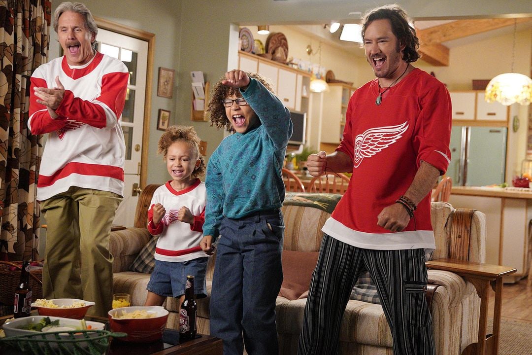 Mixed-ish : Foto Gary Cole, Mark-Paul Gosselaar