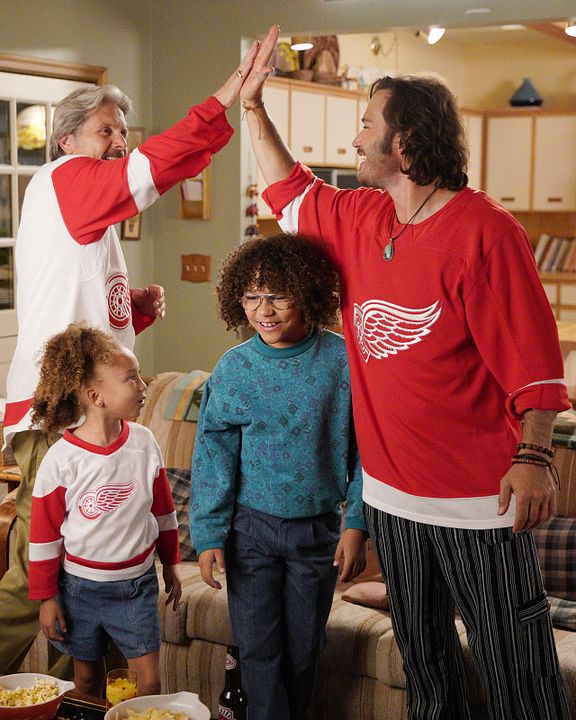 Mixed-ish : Foto Gary Cole, Mark-Paul Gosselaar