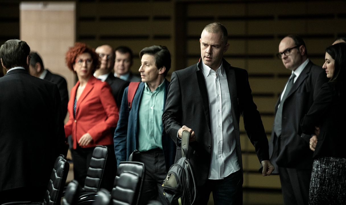 A puertas cerradas : Foto