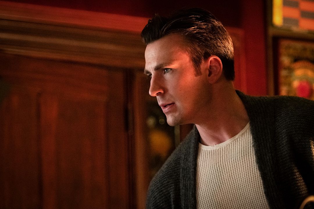 Entre navajas y secretos : Foto Chris Evans