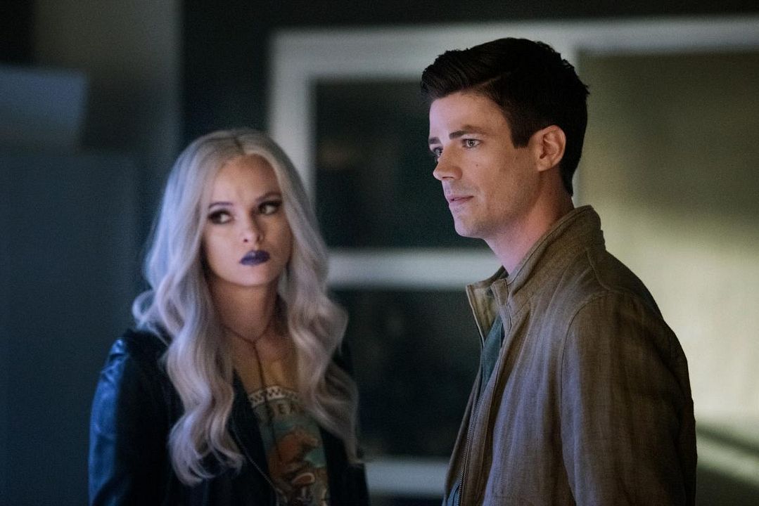 Flash : Foto Grant Gustin, Danielle Panabaker