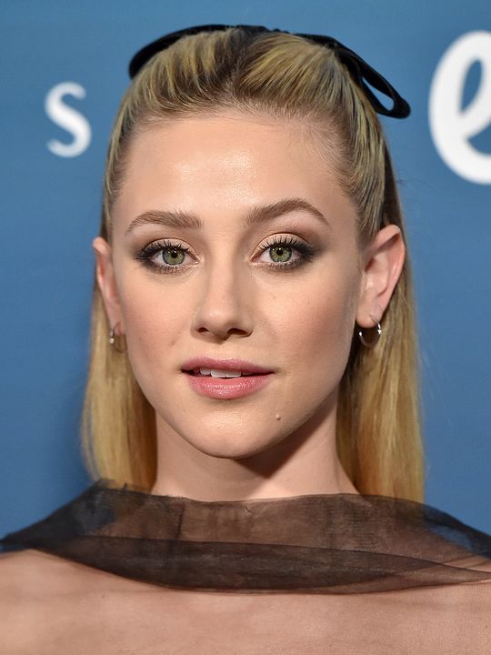 Póster Lili Reinhart