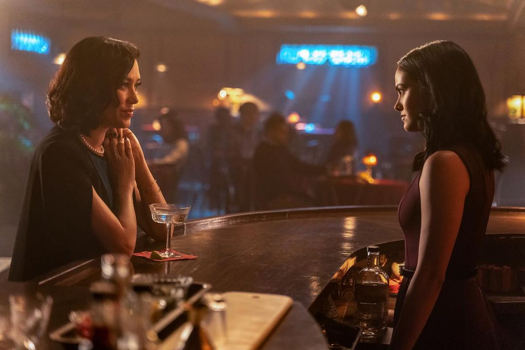 Riverdale : Foto Mishel Prada, Camila Mendes