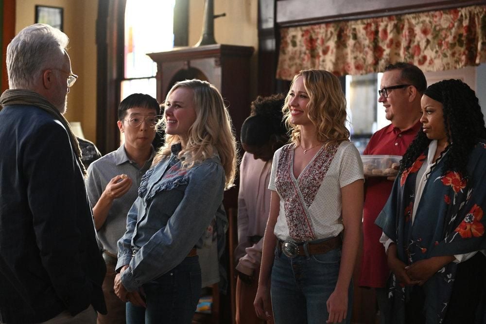 Foto Laura Bell Bundy, Anna Camp, Bradley Whitford