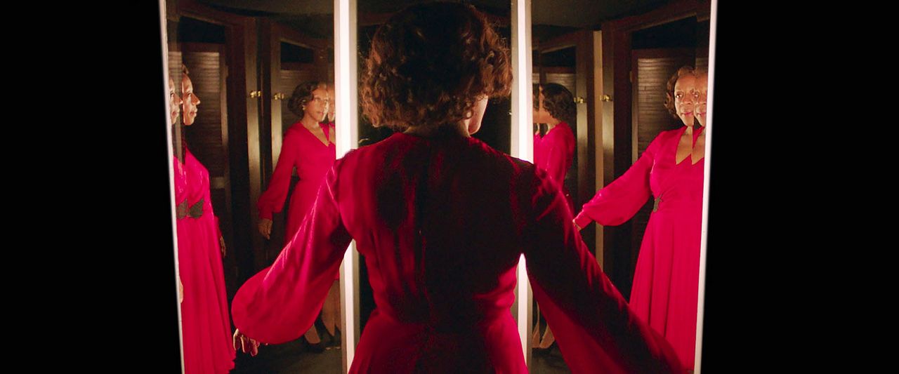 In Fabric: Vistiendo la muerte : Foto