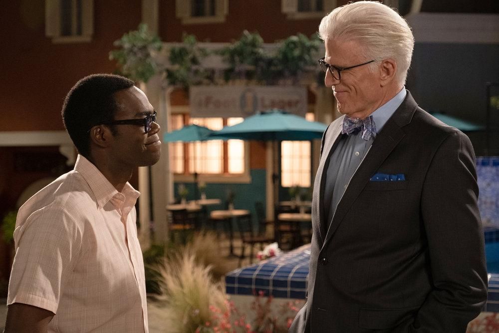 Foto William Jackson Harper, Ted Danson