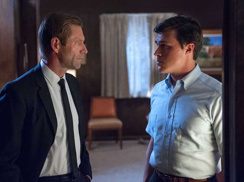 Foto Finn Wittrock, Aaron Eckhart