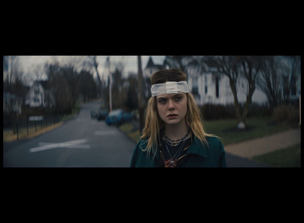 I Think We're Alone Now : Foto Elle Fanning
