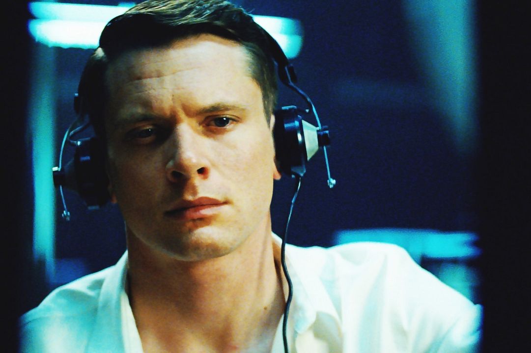 Vigilando a Jean Seberg : Foto Jack O'Connell