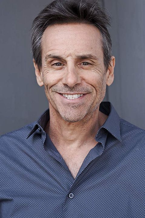 Póster Larry Romano
