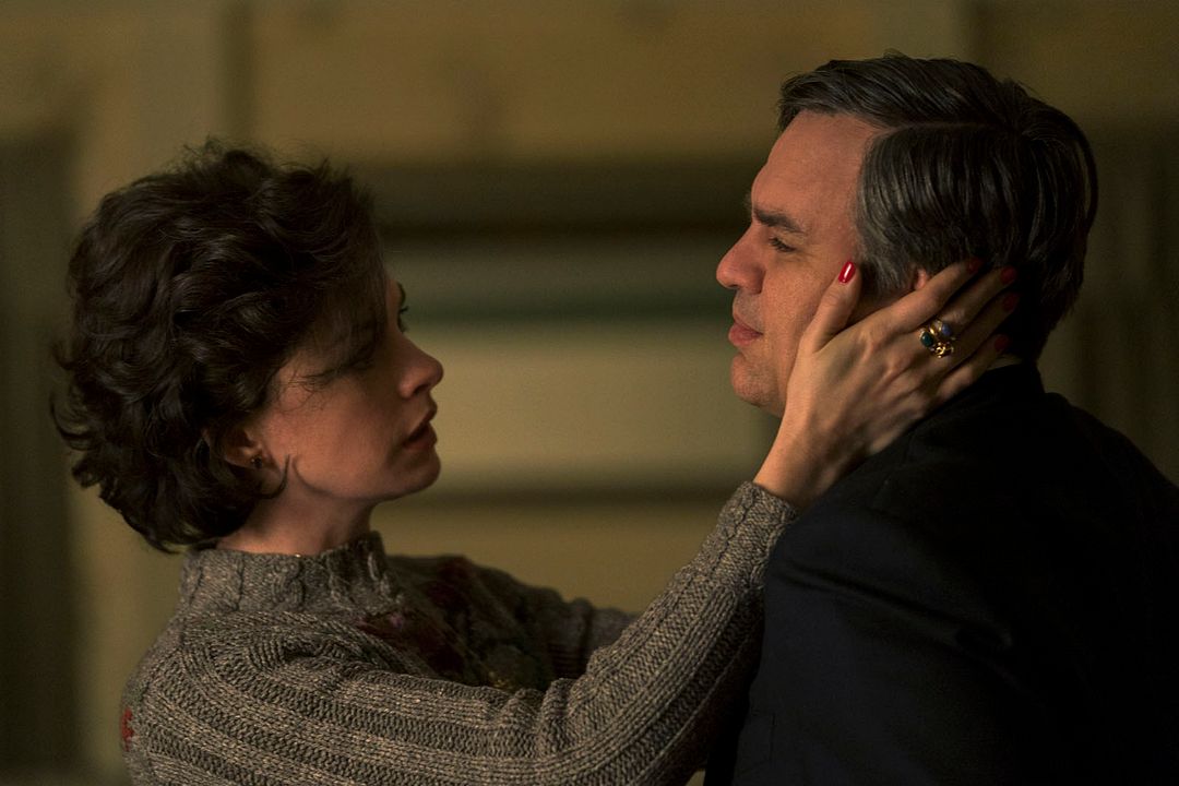 El precio de la verdad : Foto Anne Hathaway, Mark Ruffalo