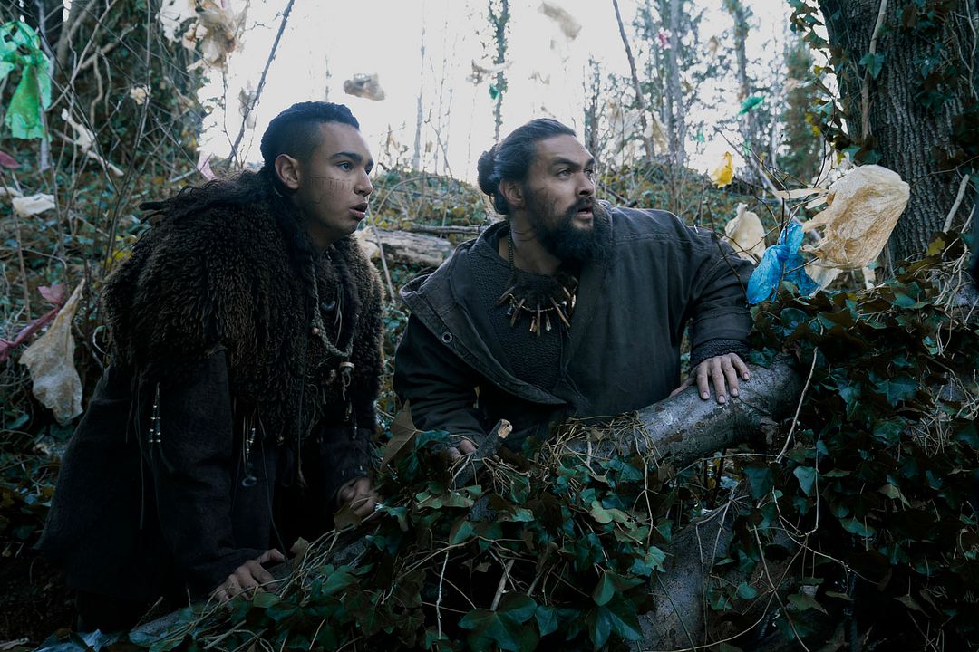 See : Foto Jason Momoa, Archie Madekwe