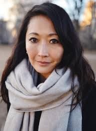 Póster Emily Taguchi