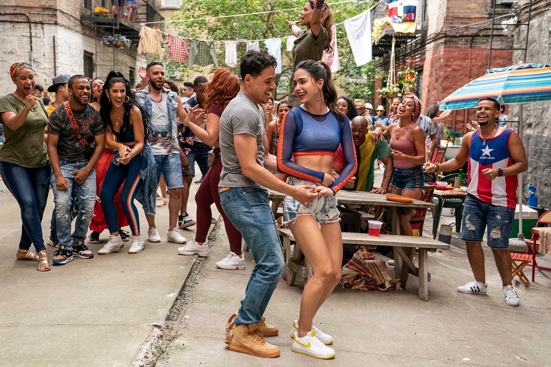 En el barrio : Foto Anthony Ramos, Melissa Barrera