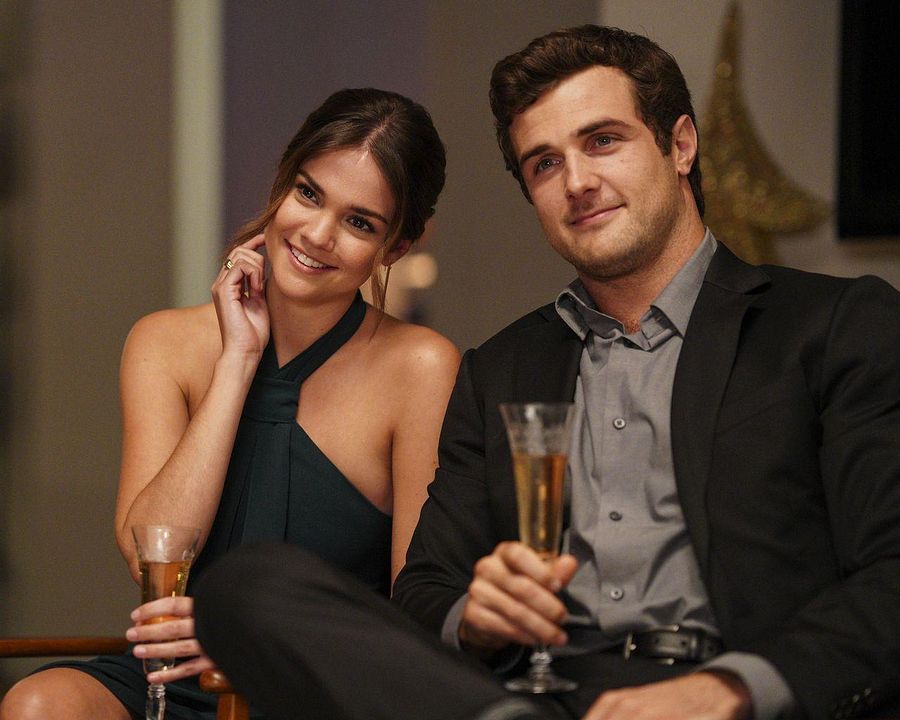 Foto Beau Mirchoff, Maia Mitchell