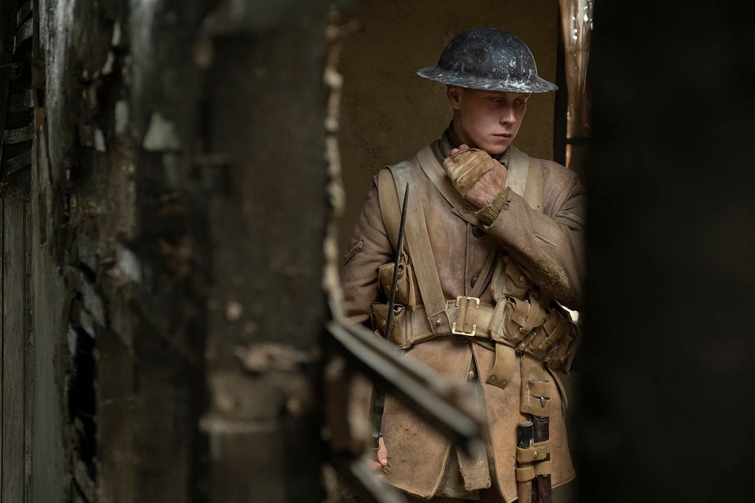 1917 : Foto George MacKay