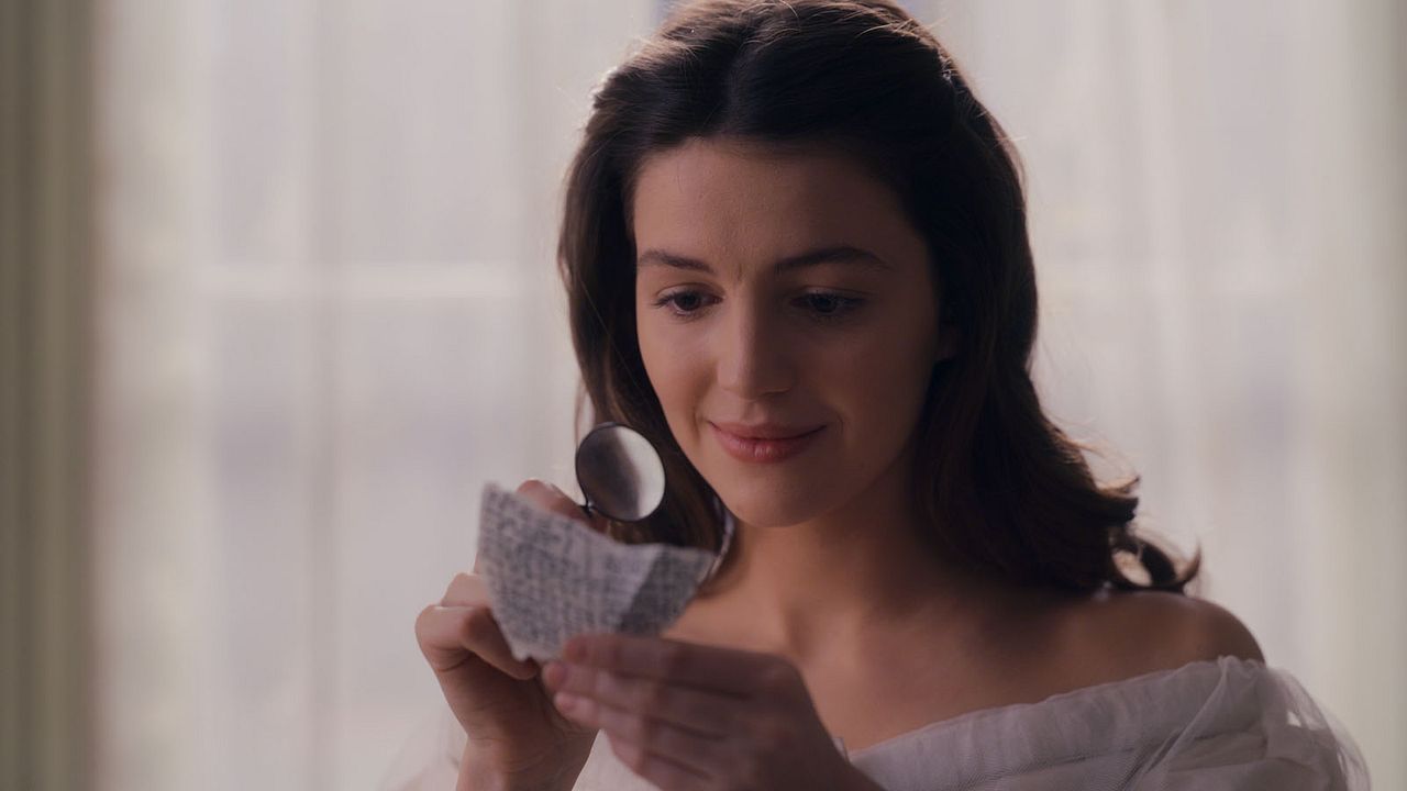 Dickinson : Foto Ella Hunt