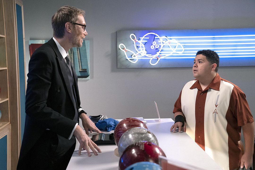 Modern Family : Foto Stephen Merchant, Rico Rodriguez