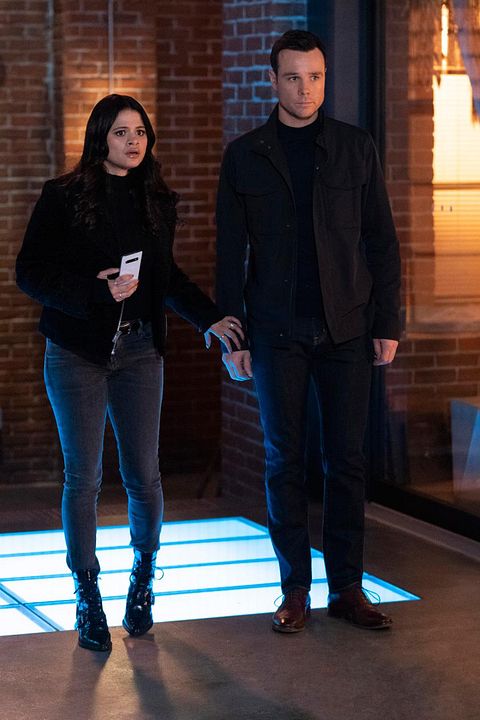 Foto Melonie Diaz, Rupert Evans