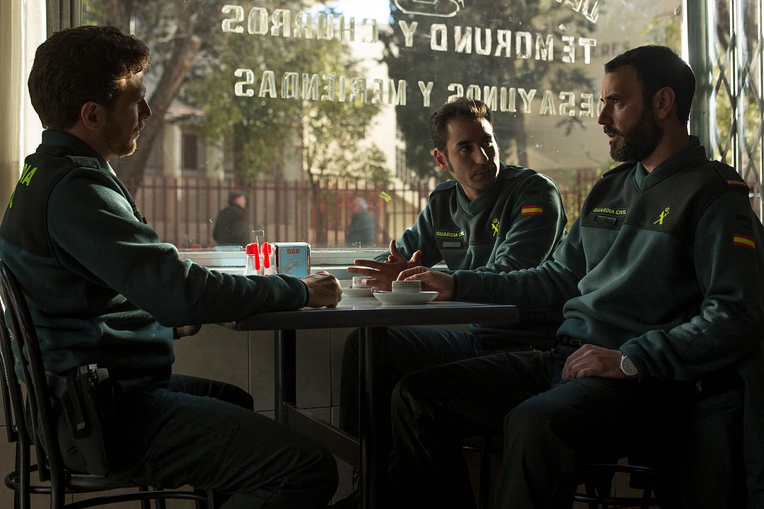 Adú : Foto Jesús Carroza, Álvaro Cervantes, Miquel Fernández