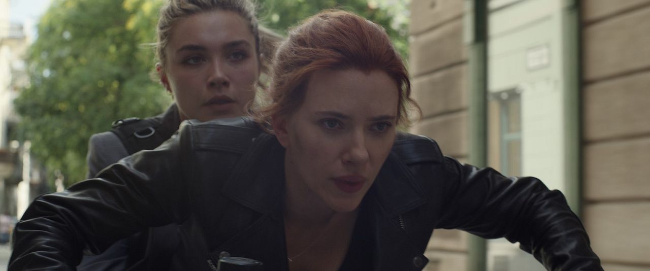 Foto Scarlett Johansson, Florence Pugh