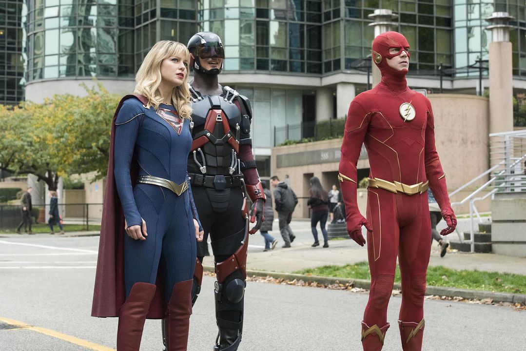 DC's Legends of Tomorrow : Foto Grant Gustin, Melissa Benoist, Brandon Routh