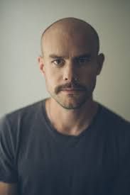 Póster Adam Newport-Berra