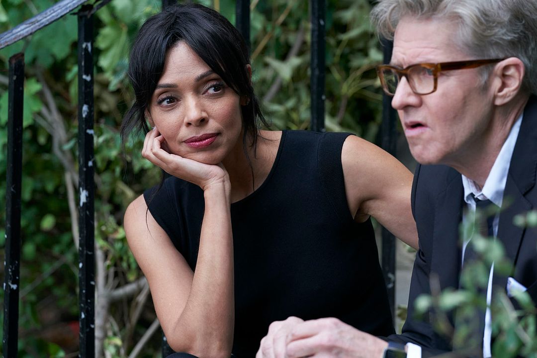 October Faction : Foto