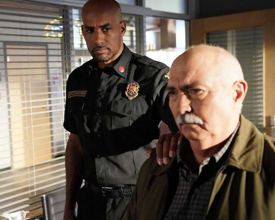 Estación 19 : Foto Boris Kodjoe