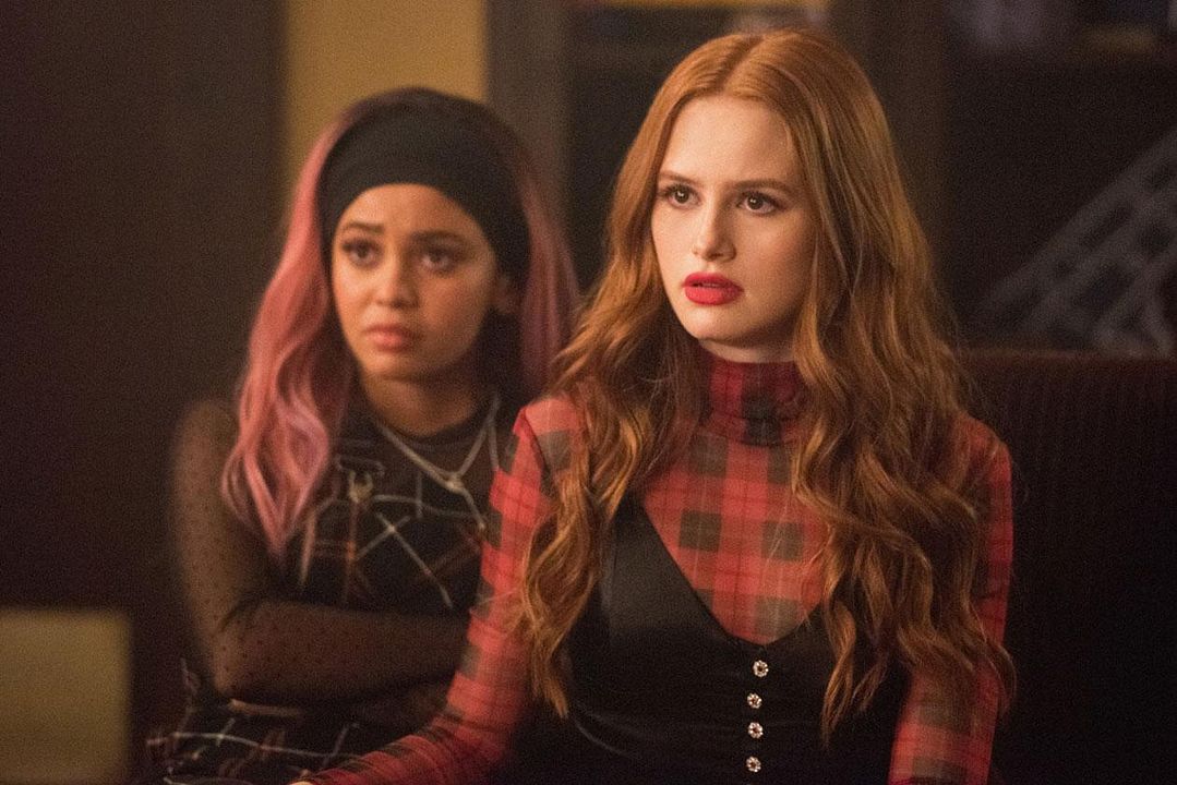 Riverdale : Foto Vanessa Morgan, Madelaine Petsch