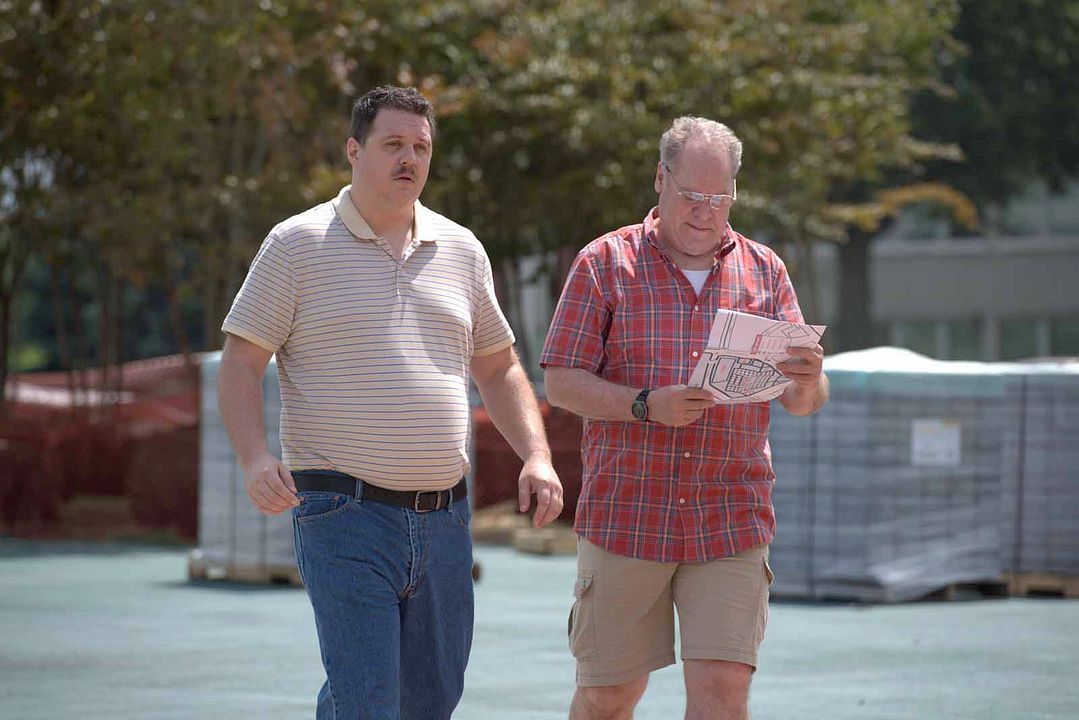 Foto Cameron Britton