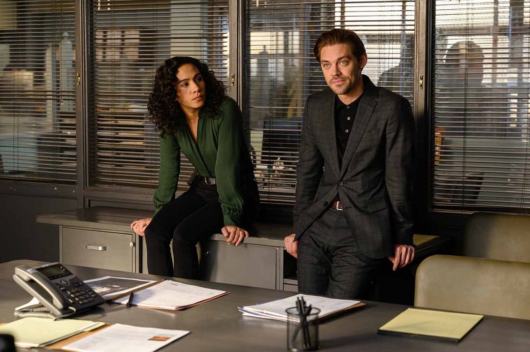 Foto Tom Payne (II), Aurora Perrineau