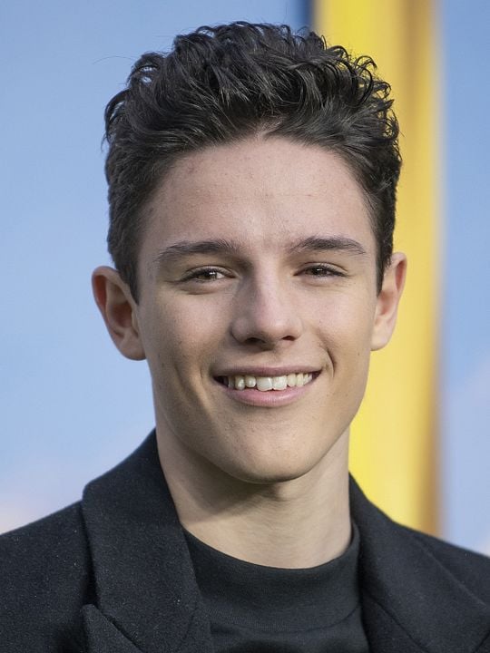 Póster Harry Collett